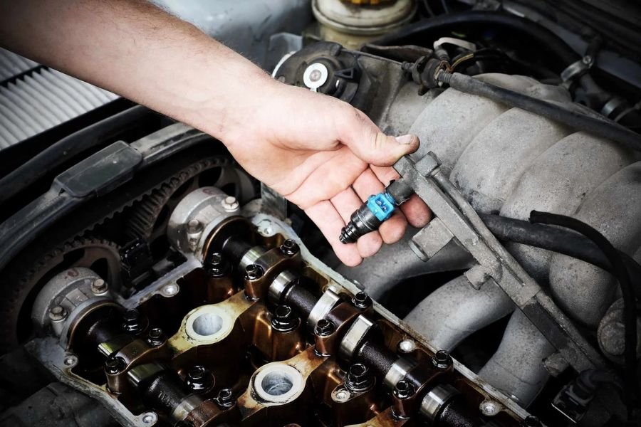 How to Fix a Leaking Fuel Injector Quickly and Safely? - Live Sound Blog