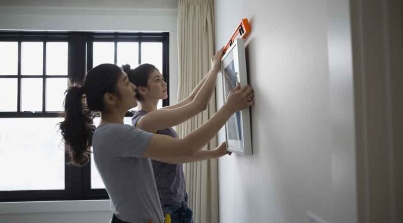 Hanging-Hooks-and-Other-Best-Hanging-Tools-to-Turn-Your-Wall-into-a-Gallery