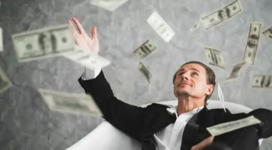Things High Net Worth People do With Money