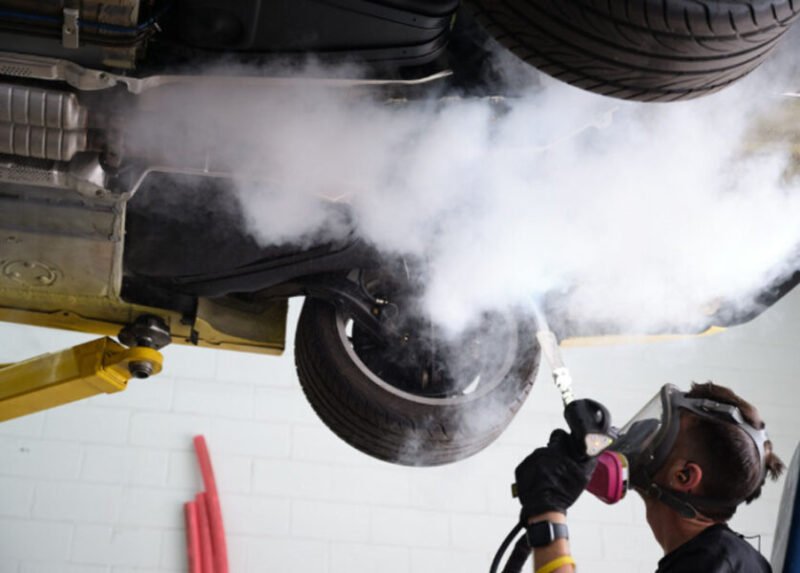 What Is Dry Ice Detailing and Why Car Enthusiasts Love It