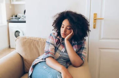 When Grief Doesn’t Go Away: Signs You May Need Extra Support