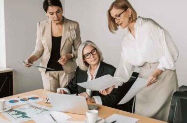 When to Hire an Expert in Sales Consulting: The Best Signs Your Business Needs Outside Expertise