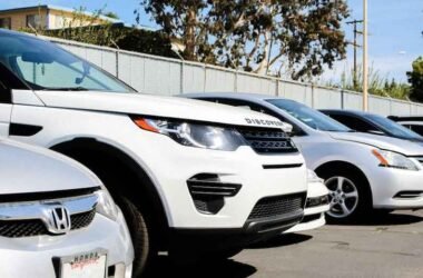 Exploring the Advantages of Indoor vs. Outdoor Vehicle Storage