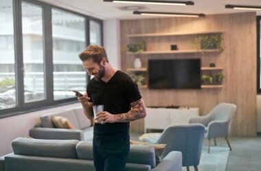 How 10DLC Improves Deliverability and Reduces Spam